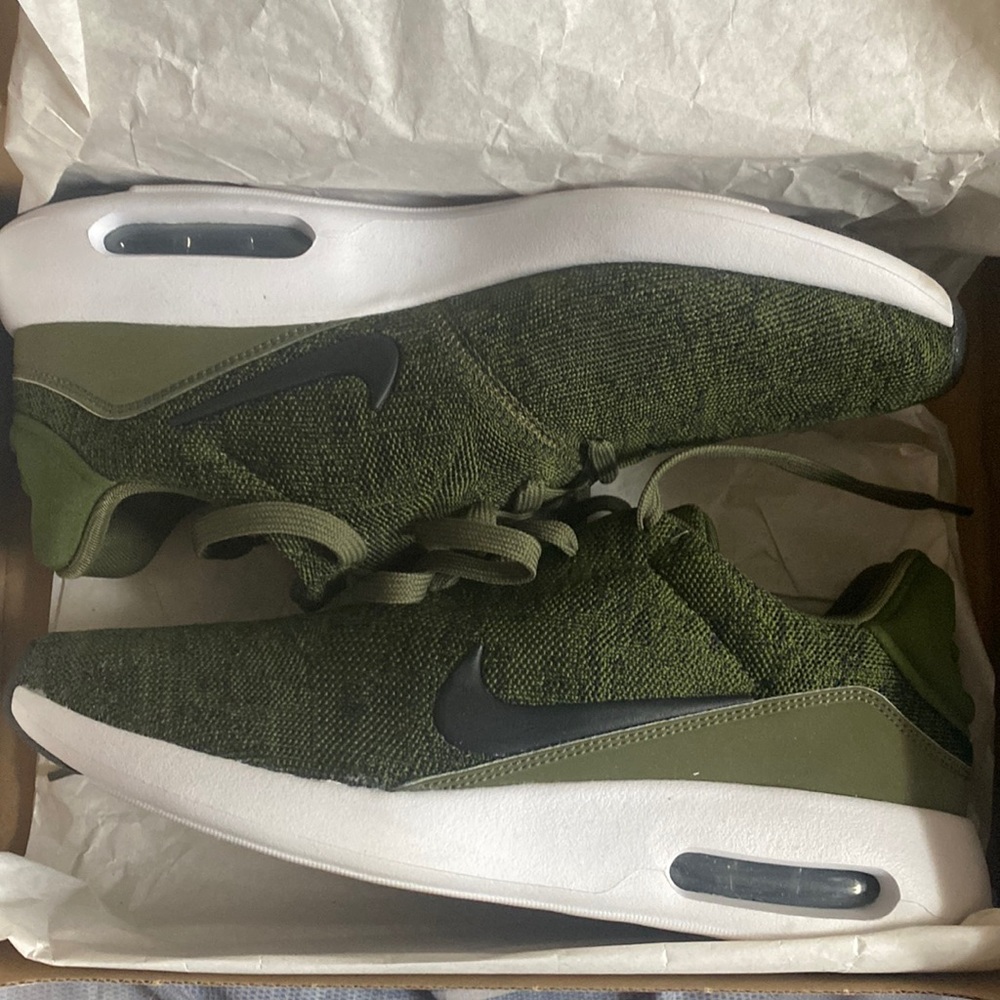 Nike Air Max Modern Flyknit
